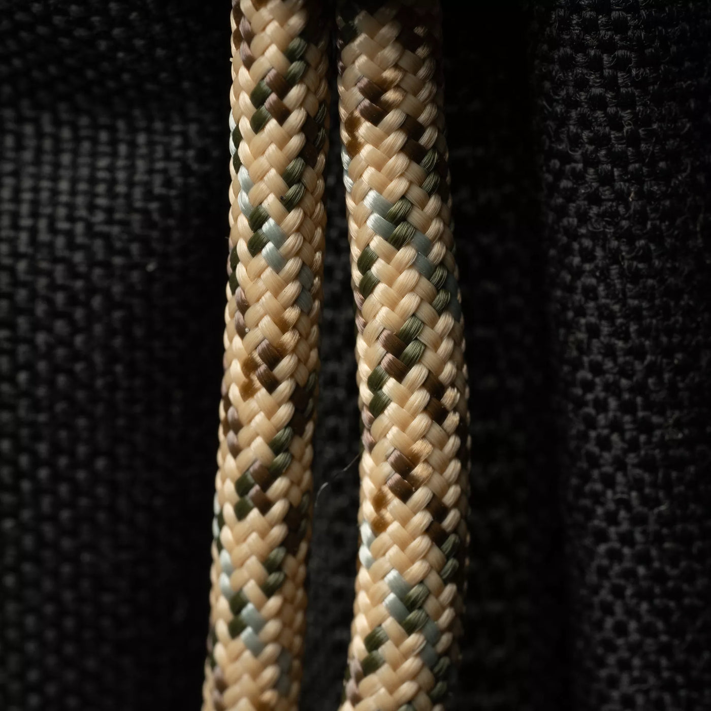 Paracord Zipper Pulls / 001