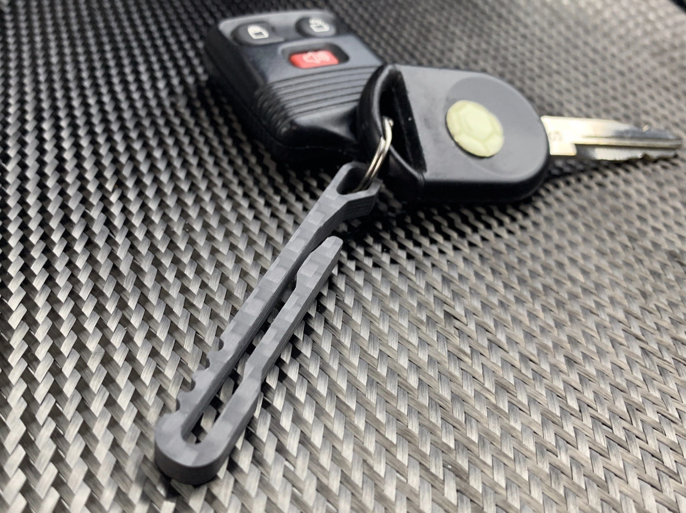 Carbon Fiber Amigo Key Clip