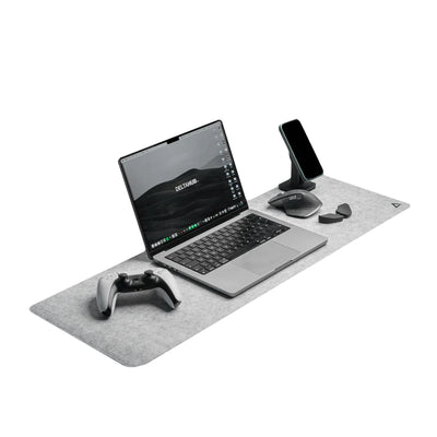 Minimalistic Felt Desk Pad Deltahub